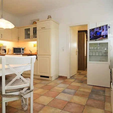 Haus Hummer Gelbe Lägenhet *